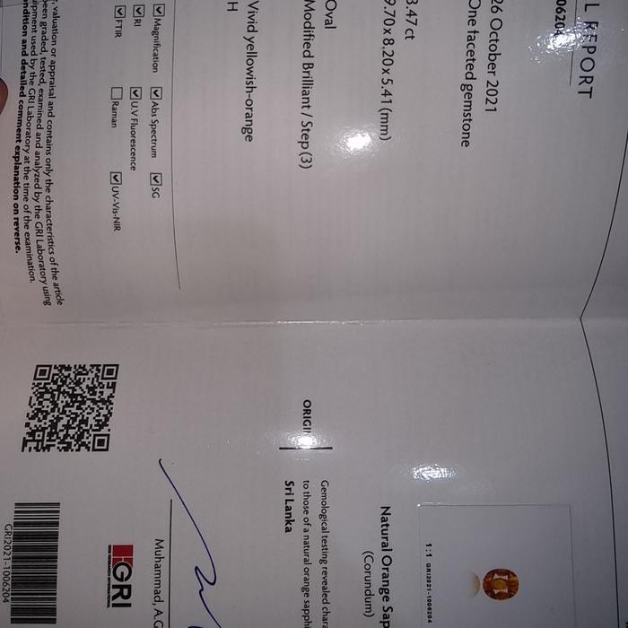 orange saphire 3,47crt vivid yellow orange