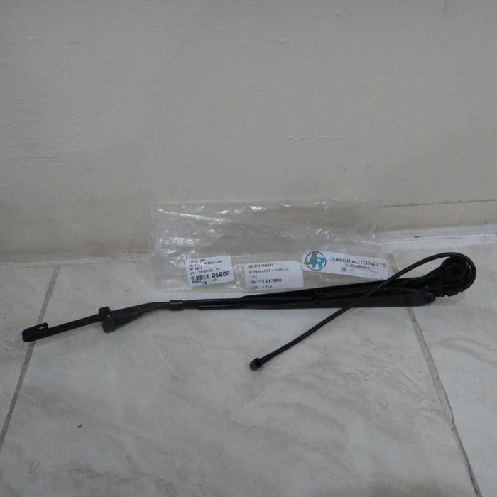 Setang Kipas Kaca/Gagang Wiper Arm + Nozzle Mitsubishi FE74 / Canter
