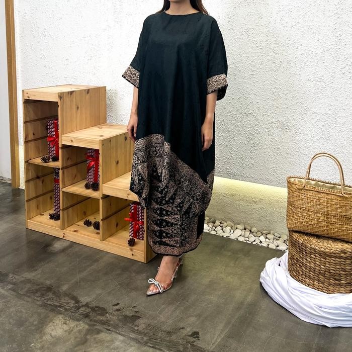 ASLI Lausboutique-Kusuma Set-Seri Jupri Bintik-Setelan Batik Wanita READY STOCK