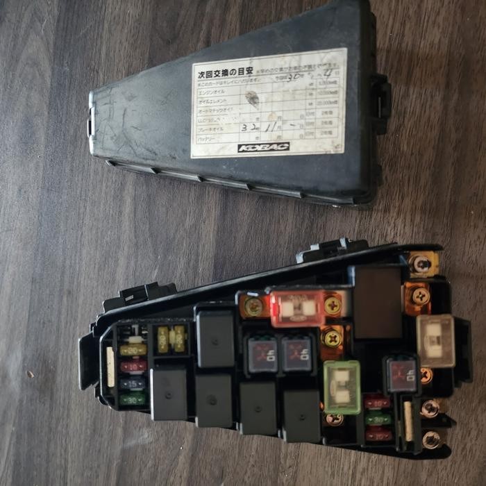 fuse box sikring depan Jazz GD3