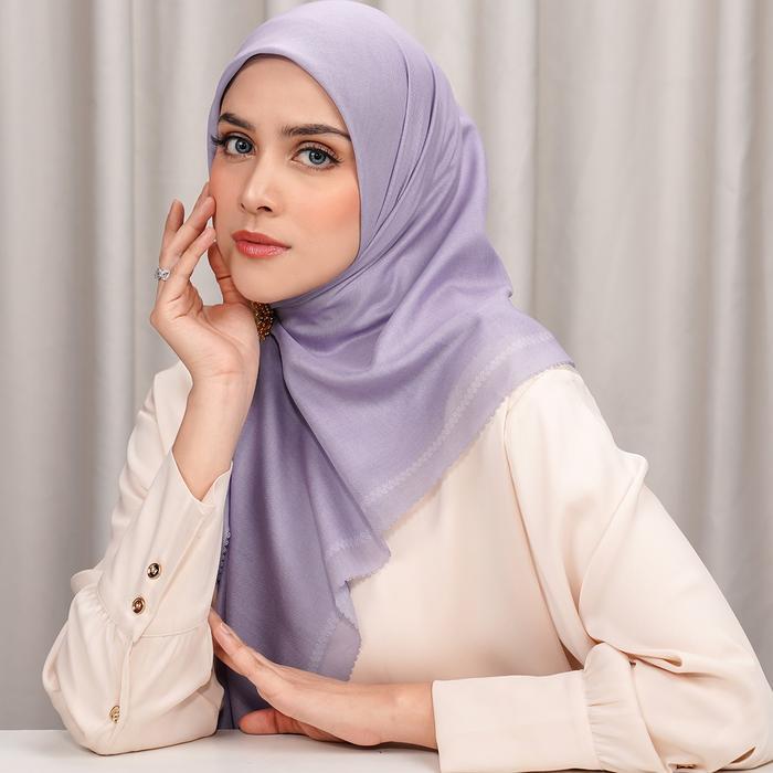 Buttonscarves Today s Scarf. - Lavender Aura