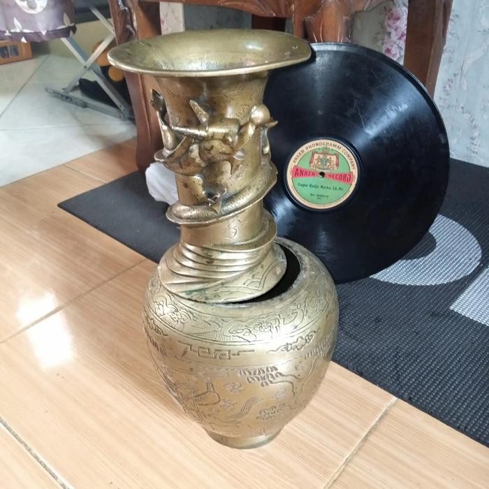 Vas guci dragon antiq -vas guci ular Naga bahan kuningan Antik