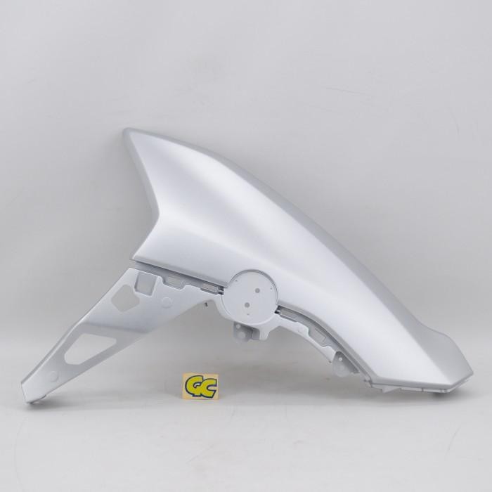 Cover Sayap Depan Kiri Yamaha Gear Mat Silver B3W-F835U-00-P4
