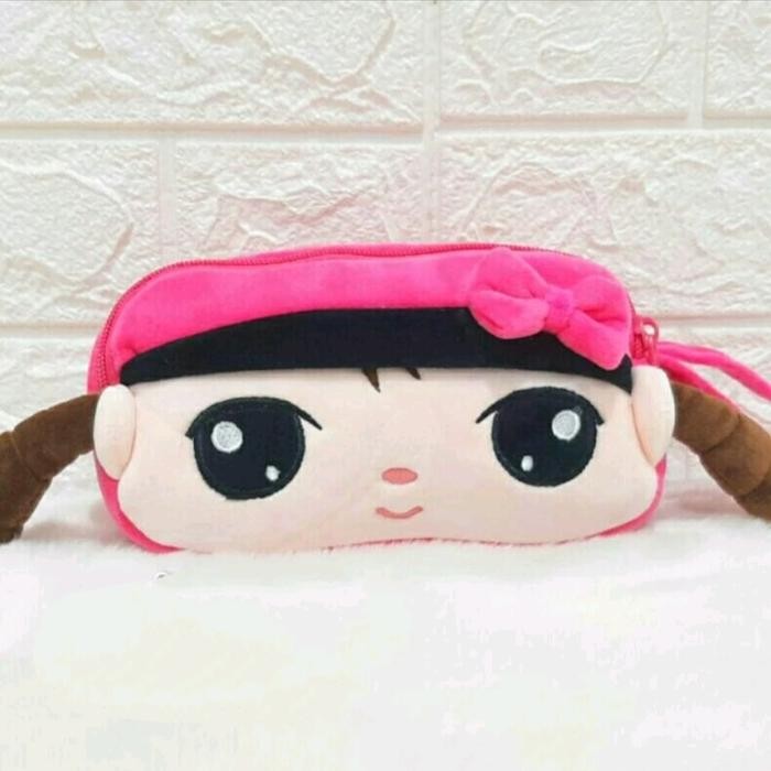 

TEMPAT PENSIL GIRL ANAK PEREMPUAN KOTAK PENSIL BONEKA GIRL BULU