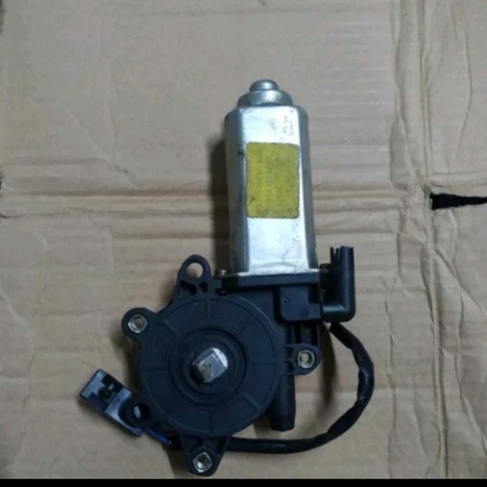 motor dinamo power window Nissan Terrano original