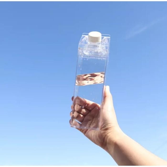 BelanjaHemARt- Botol Minum Kulkas Transparan Bening Minimalis Botol Susu Air Kotak Kulkas Botol