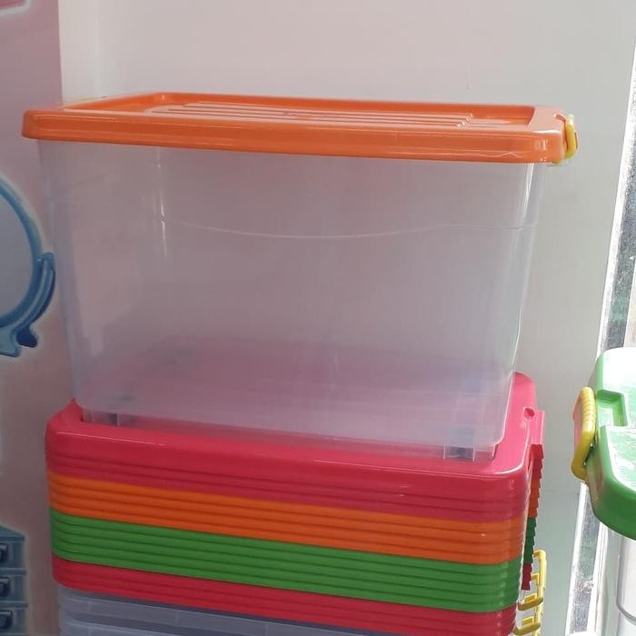 Box Kontainer Plastik Bening Wagon Lion Star 50 Liter