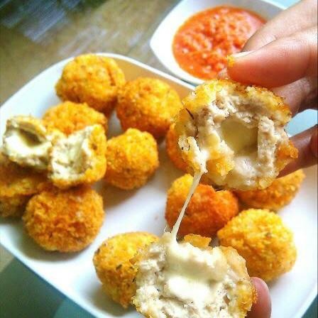 

Pilihan- Cheese Chicken Bites / Ayam Isi Keju 1Kg