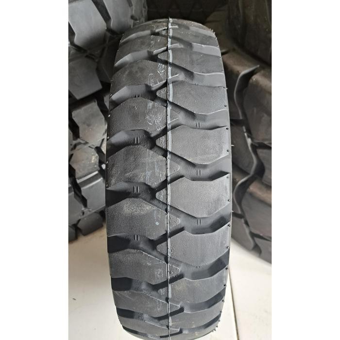 BAN FORKLIFT GAJAH TUNGGAL