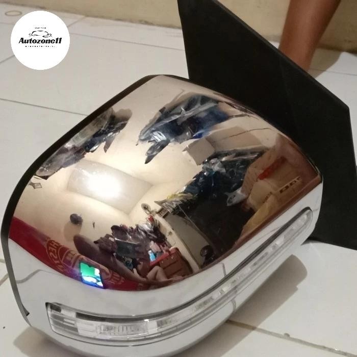 Spion Avanza G 2013 Kanan