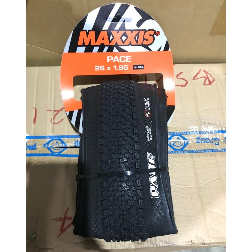 Ban luar maxxis p 26 x 1.95
