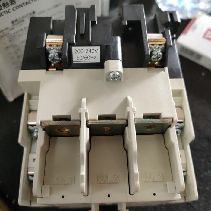 CONTACTOR MITSUBISHI ST-80 ORIGINAL JAPAN / KONTAKTOR MITSUBISHI S-T80