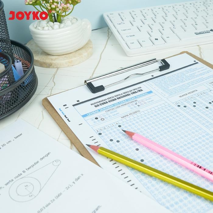 

New Joyko Clipboard A4 F4 Kecil Folio / Papan Jalan Alas Ujian Kayu CLB-64 CLB-65 Kasir