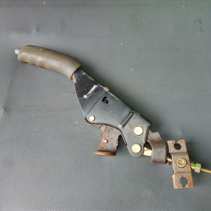 tuas rem tangan hyundai atoz