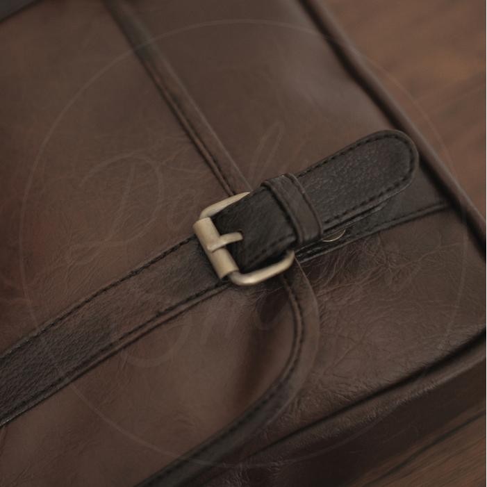 Top TUSCAN BAG from The Daily Smith Tas Selempang