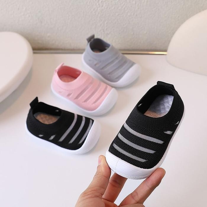 (Cod) Sepatu Prewalker Import Bunyi Cit Cit/ Sepatu Bayi Laki Laki Dan Perempuan/Sepatu Bayi Shiro