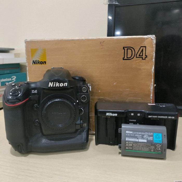 Nikon D4 Body only (006061)