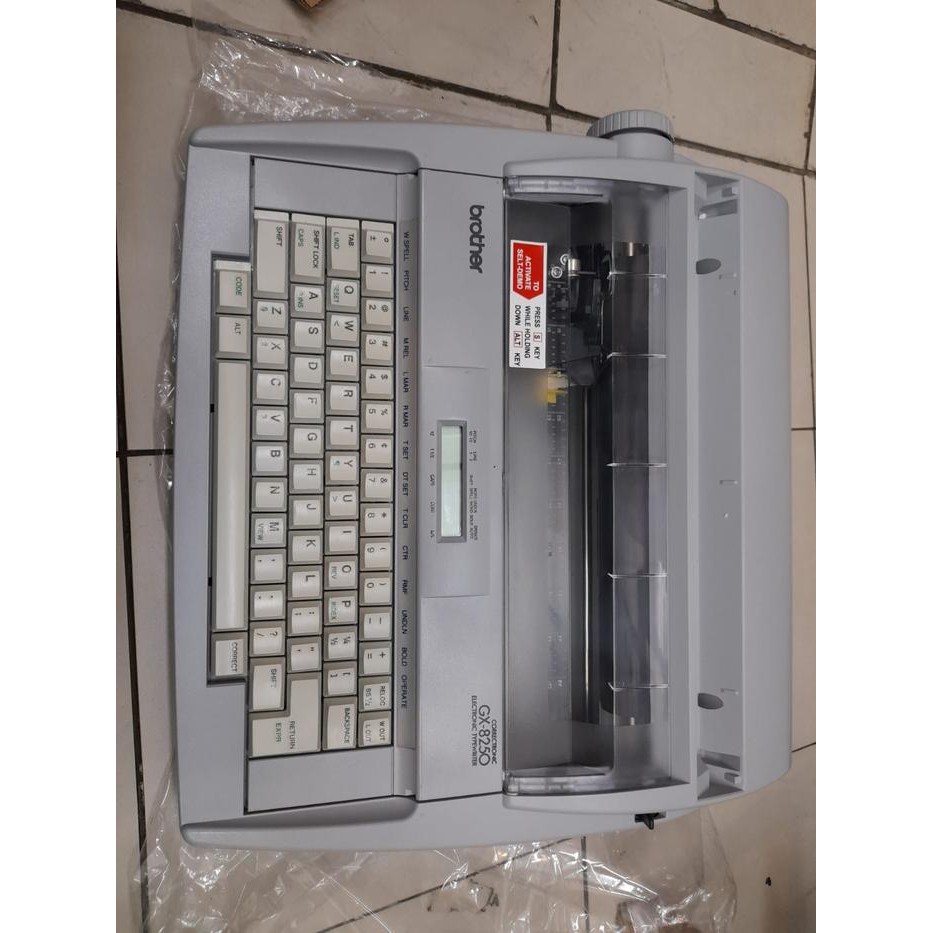 

MESIN TIK ELECTRIC BROTHER GX-8250