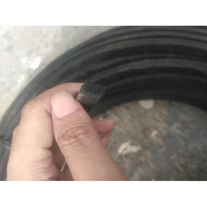 

Tali Tambang Karet Panjang 25 Meter Timba Kerekan Katrol Timbaan Sumur