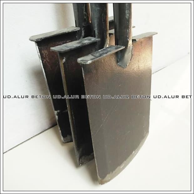 Pilihan- Lempak Linggis Dodos - Sekop Galian Tanah Panjang 90Cm