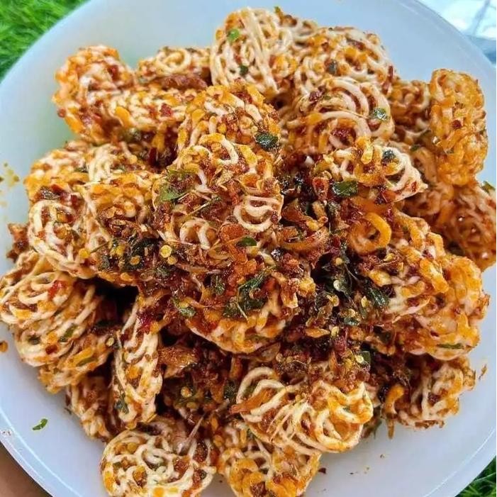 

Pilihan- Seblak Kerupuk Mawar Bantat Kerupuk Pedo Pedas Daun Jeruk 1 Kg Keripik Makanan