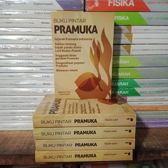 

Original BUKU PINTAR PRAMUKA Sejarah Pramuka Indonesia.By TEAM DAP.