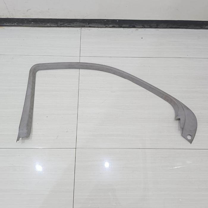 Panel Pilar Frame Door Trim Belakang Kanan Mercedes Benz W220 A2207350271