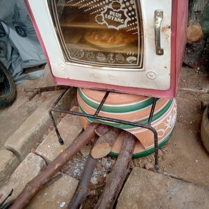 tungku kayu bakar traditional / anglo tanah liat / hawu gojek/grab aja