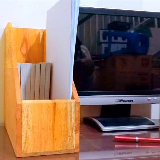 

TOP BOX FILE KAYU MAHONI ELEGAN RAK TEMPAT KERTAS KOTAK DOKUMEN ARSIP