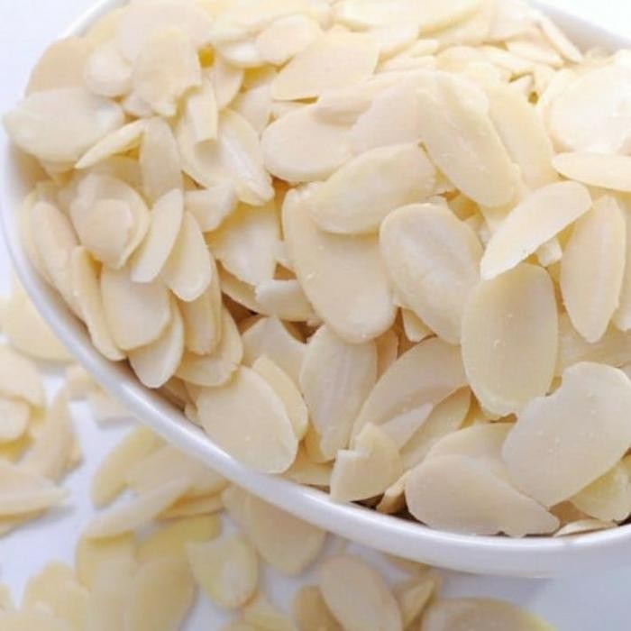 Pilihan- Almond Slice Irisan Almond Mentah Kacang Almond Iris 100Gram