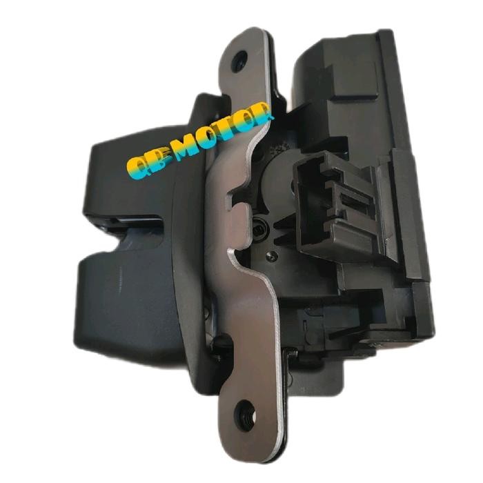 DOOR LOCK BAGASI FORD FIESTA