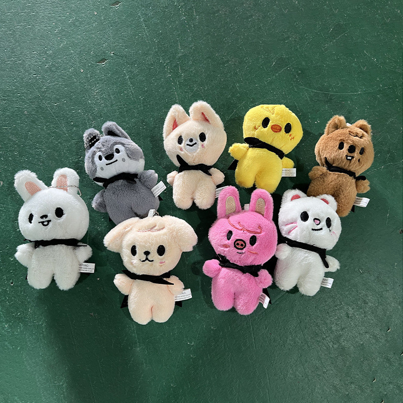 SKZOO Plush Keychain Stray Kids Plush Doll Han Felix Lee Know Jiniret Star Cape Cloak Cloak Small