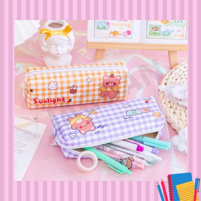 

Tempat Pensil Motif Boneka Beruang Lucu-JT0037