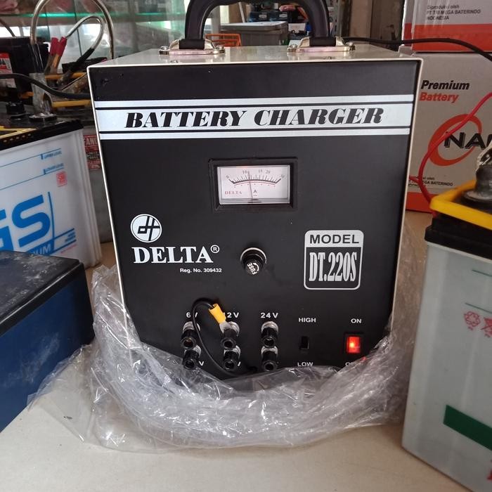 CHARGER AKI MERK DELTA DT220S AKI MOTOR MOBIL