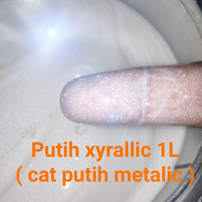 cat putih xyrallic xyralic xerallic xeralic white 1L Cat pu