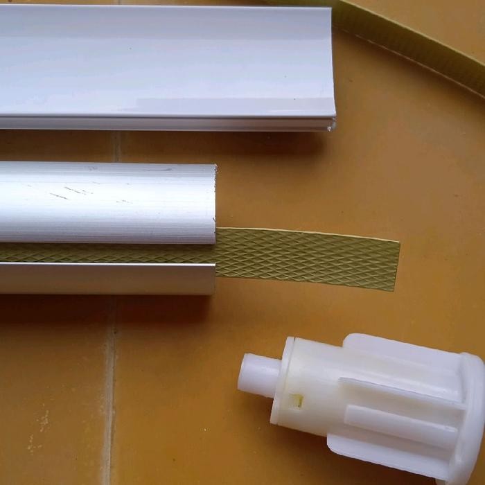 Sistem saja roller blind tanpa kain