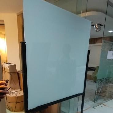 

glass board standing 120 120 Cm