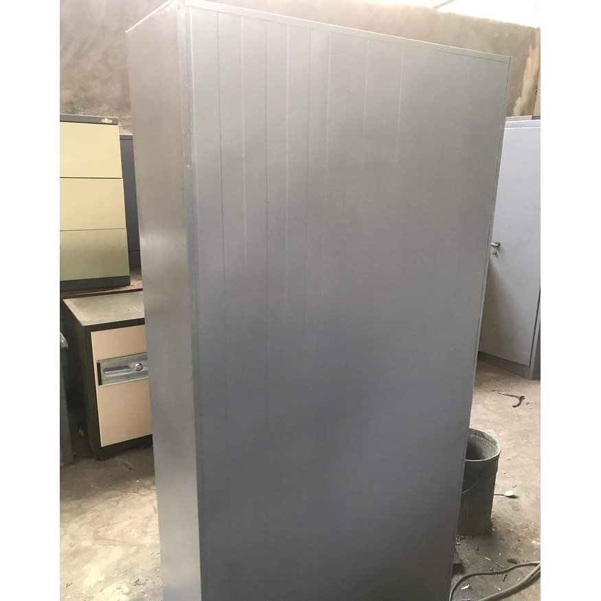 LOKER BESI 18 PINTU LEMARI LOKER BESI BEKAS / SECOND