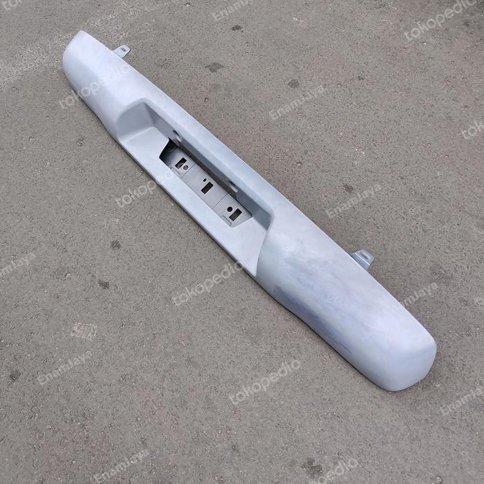 MAZDA GENUINE PARTS BUMPER BELAKANG MAZDA BT50 UN TAHUN 2006 KE ATAS TERLARIS