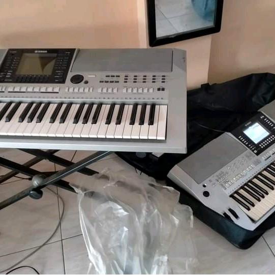 KEYBOARD PIANO ORGAN TUNGGAL.