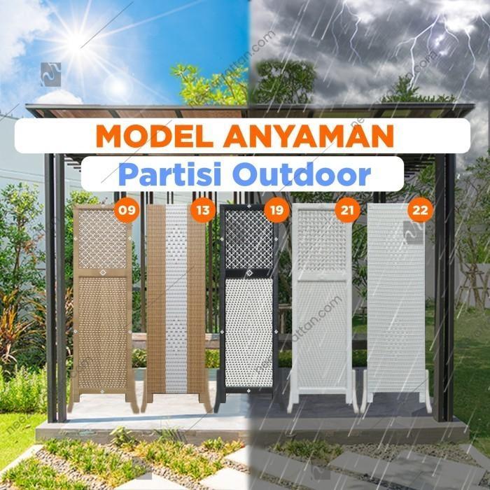 Partisi Outdoor Sketsel Rotan 3 Pintu Rangka Kayu Jati + Anyaman Rotan Pembatas Ruangan DENGAN Roda,