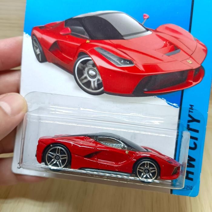 Hot Wheels Laferrari Merah Terbatas