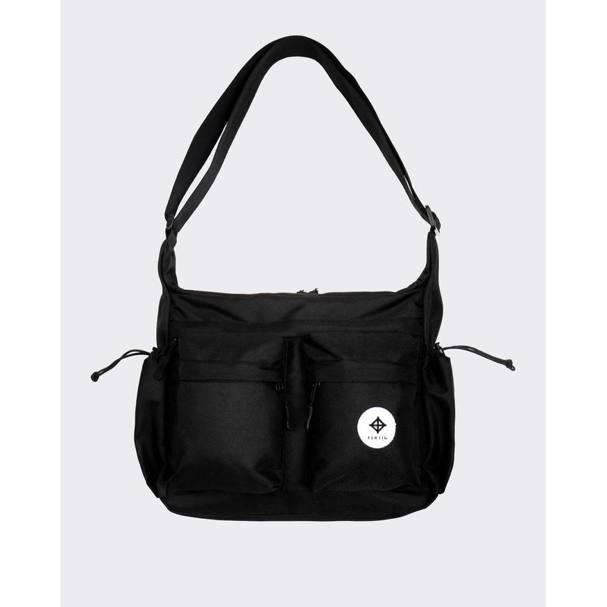 Top Fert- Hilly Sling Bag - Tas Selempang Hitam Multi Pocket Pria Muat Banyak Kompartemen Luas