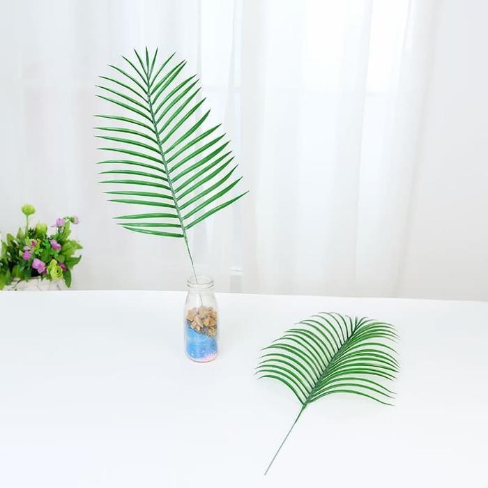 Daun Palem Plastik Kelapa Palsu Pakis Artificial Dekorasi Hijang