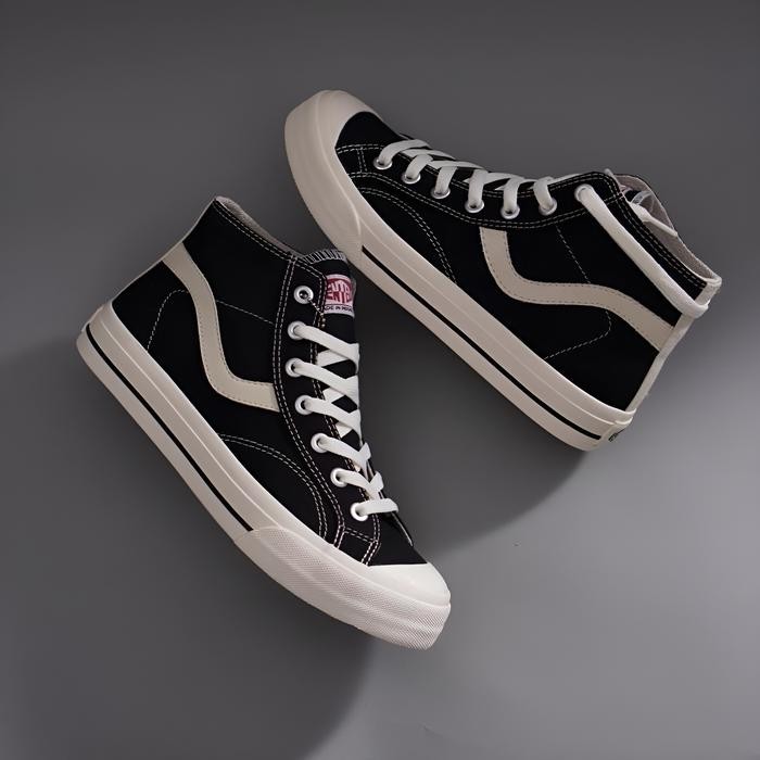 mulia Gratis Kaos kaki Sepatu Sneakers Ventela New Public High Black Natural-Sepatu Kasual Pria