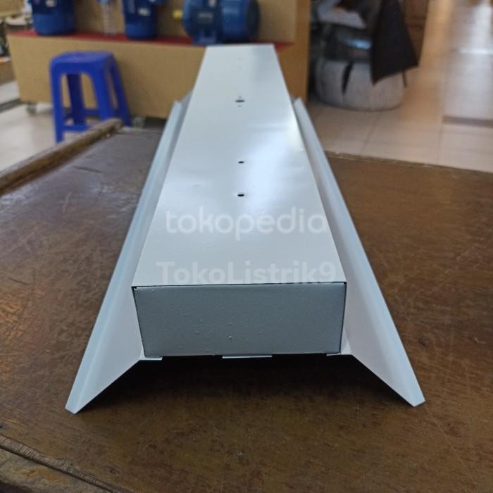 Spesial Kap Lampu Tko 2X18 + Lampu Tl Led 8W Philips Terlariss 