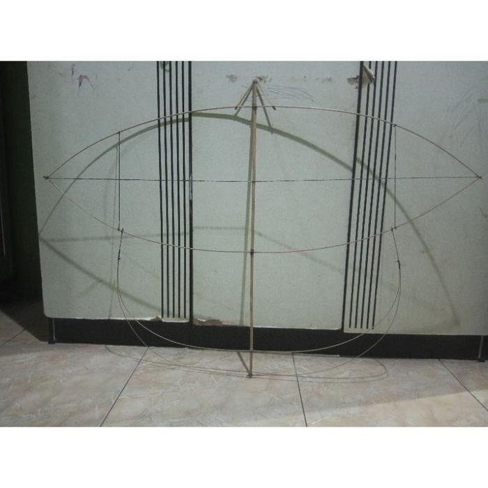 //TERLARIS LAYANGAN WAU , GAPANGAN , LAYANGAN TRADISIONAL