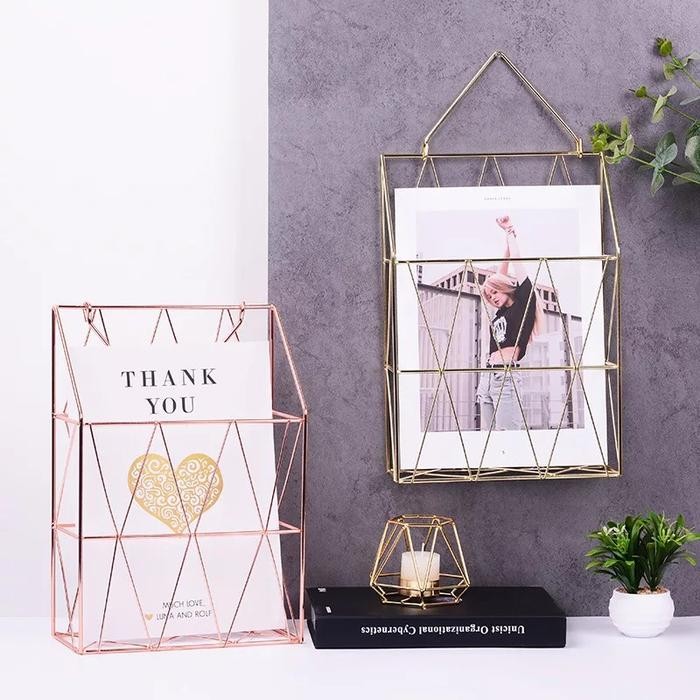 

KERANJANG RAK MAJALAH NORDIC IRON STORAGE BASKET HANGING FILE