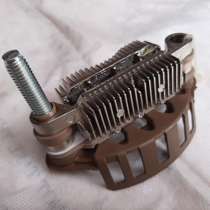 Rectifier alternator / dioda dinamo ampere mitsubishi pajero sport
