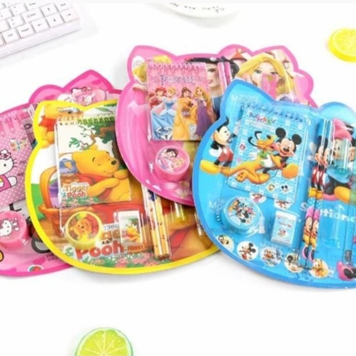 

New SET LENGKAP ALAT TULIS LUCU SOUVENIR ULANG TAHUN.